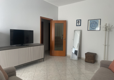 Casa Vacanze Appartamento Comodo Pochi Passi Da Spiaggia E Centro